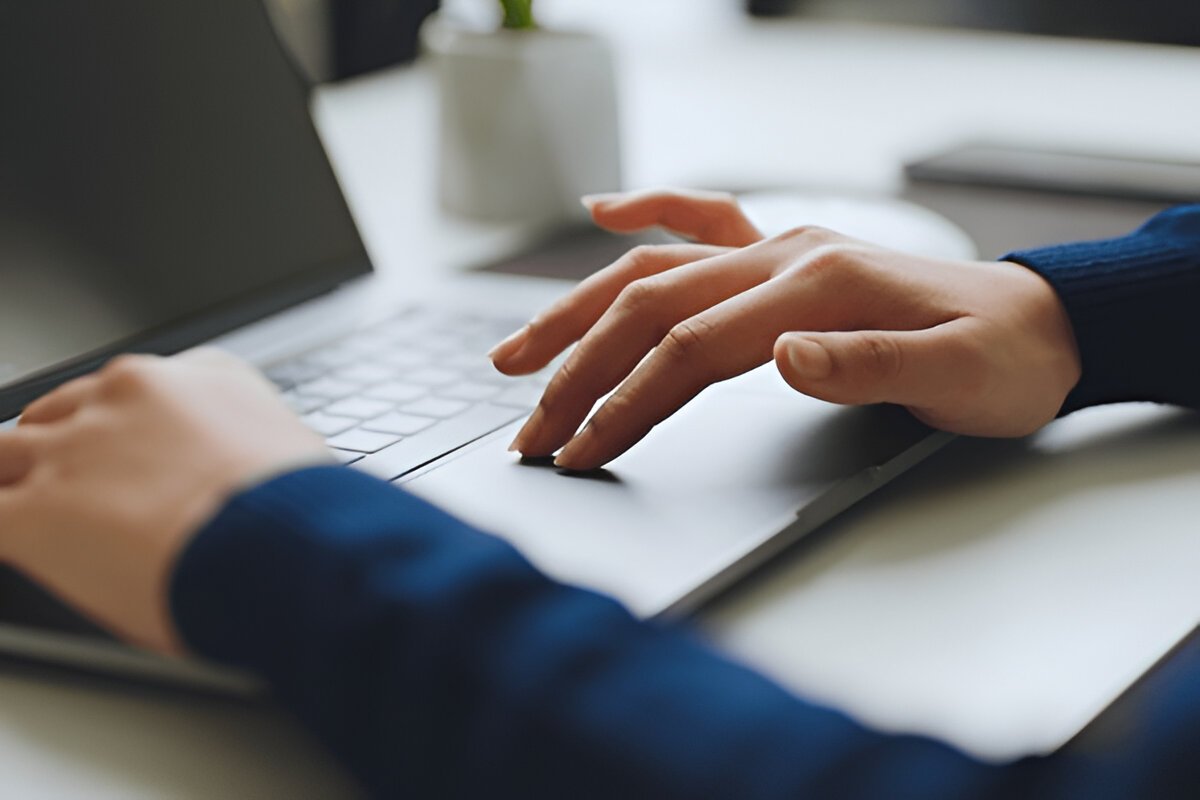 Как включить тачпад на ноутбуке, если он перестал работать после обновления?