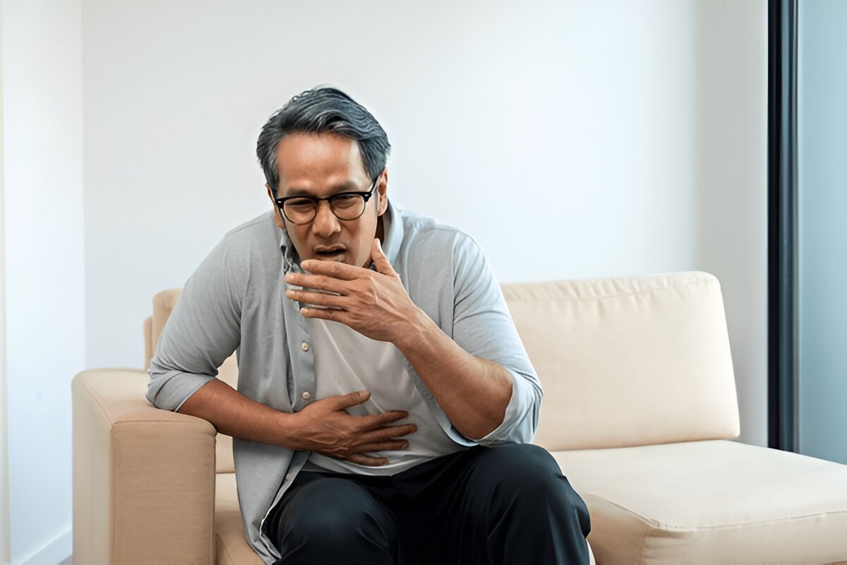 Как убрать слизь в горле народными средствами без вреда для здоровья?