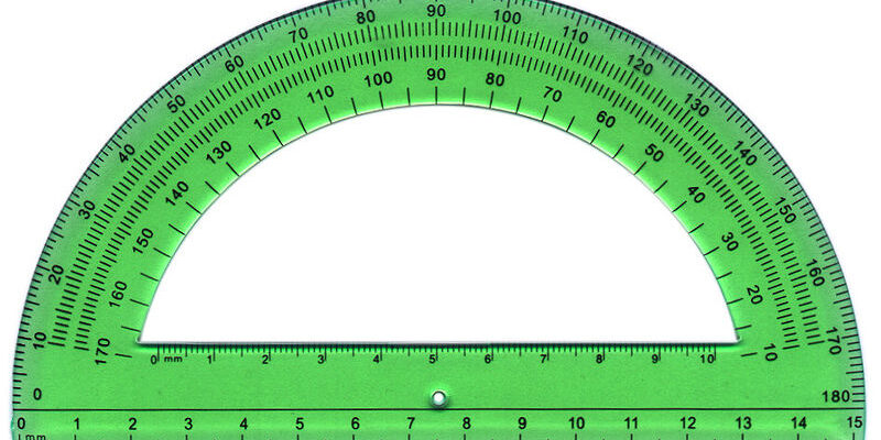 Що таке транспортир? Визначення та застосування інструмента