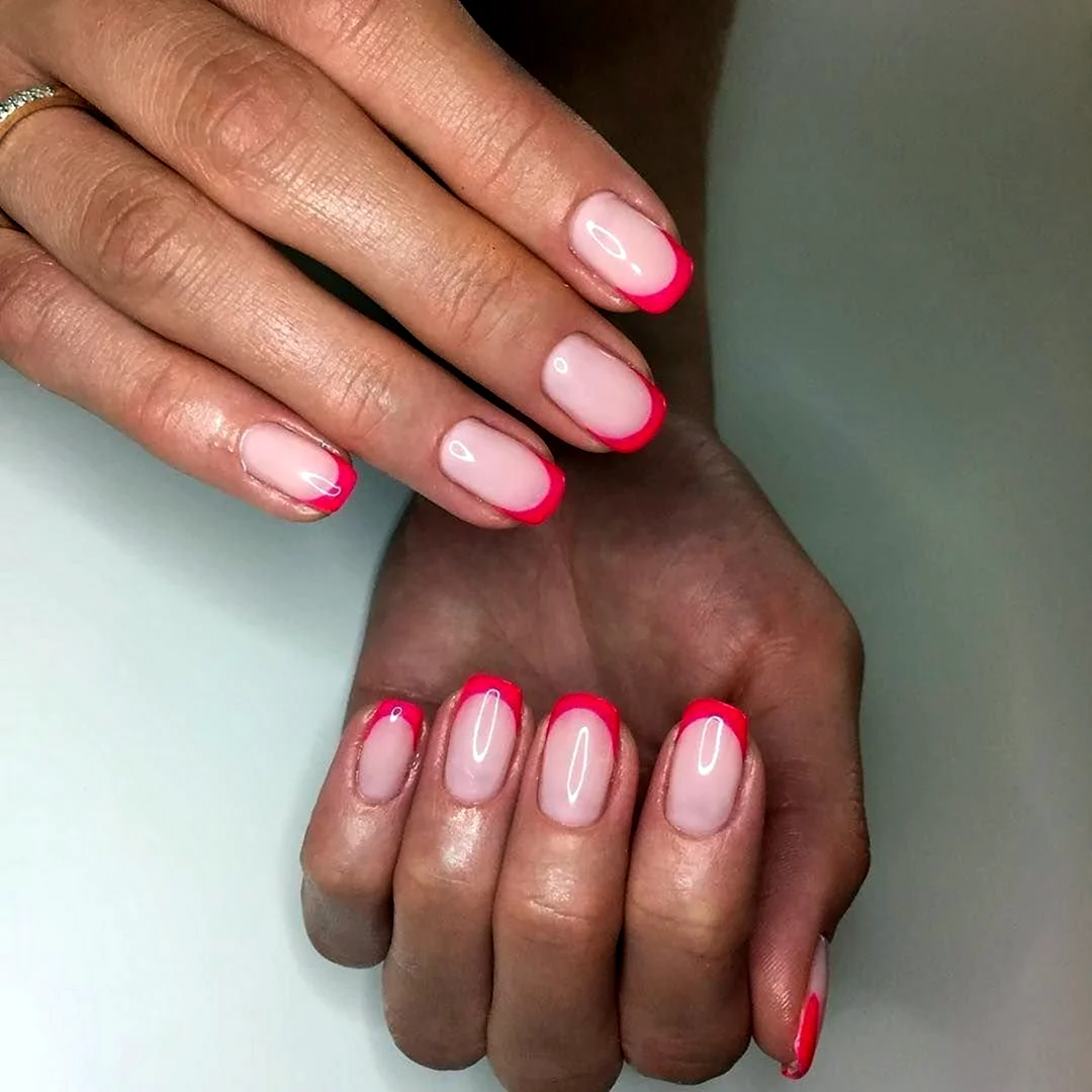 Розовый френч