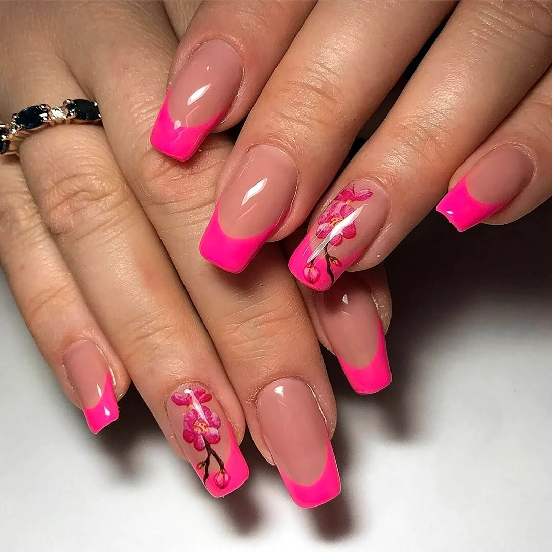 Ярко розовый френч