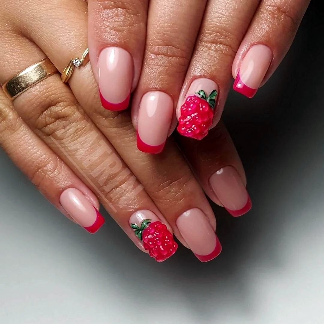 Розовый френч