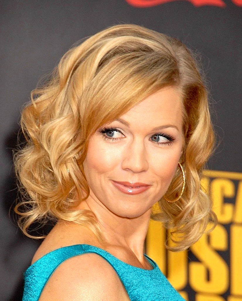 Діанна Агрон каре кучері