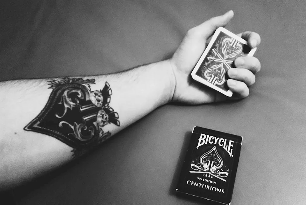 Тату мужские карты