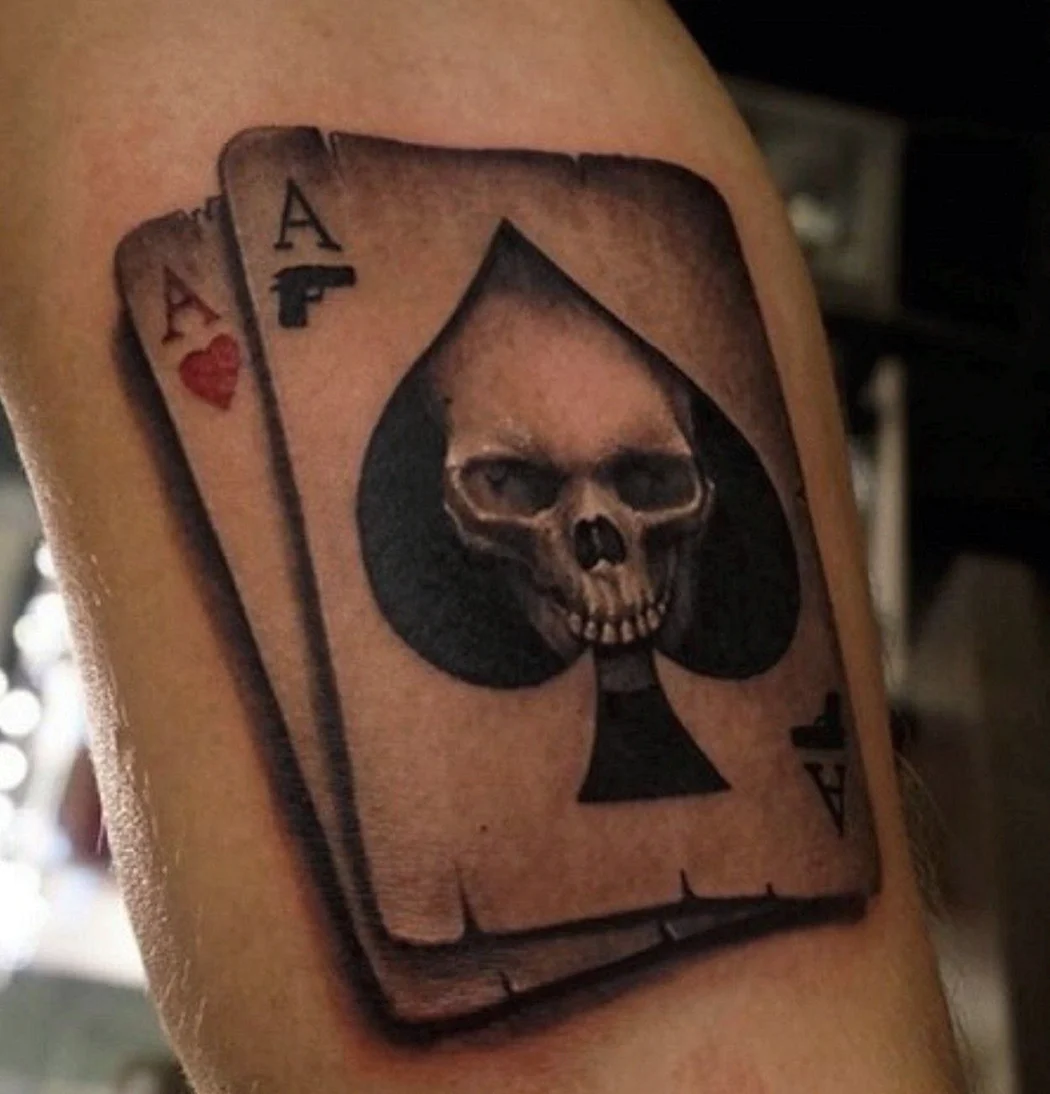 Бубновый туз тату